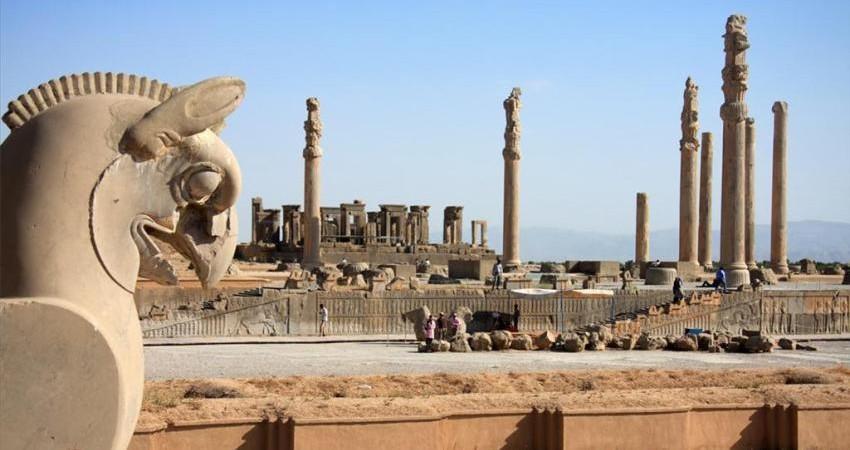 غارت میراث ایرانیان، 2 هزار قطعه تاریخی از تخت جمشید به یغما رفته است