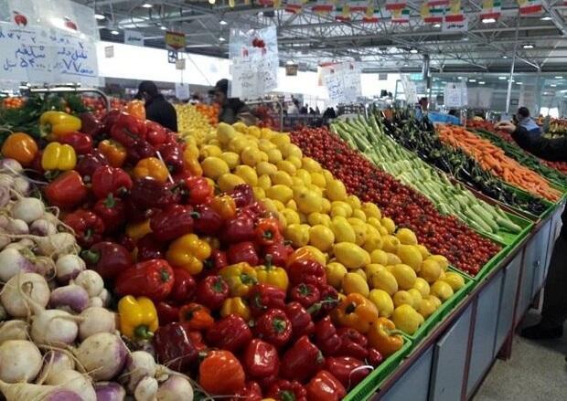شروع فروش سیب و پرتقال تنظیم بازار در میادین میوه و تره بار