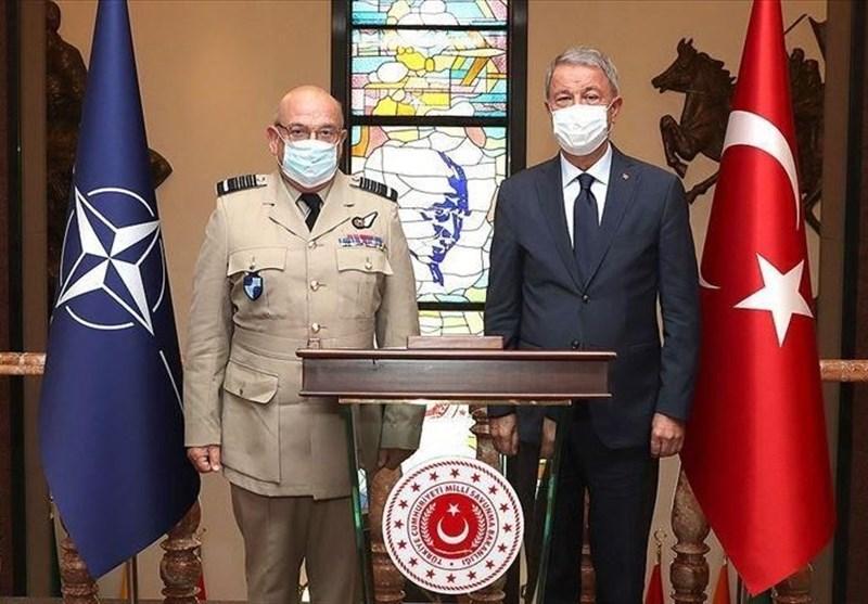 ملاقات وزیر دفاع ترکیه با رئیس کمیته نظامی ناتو