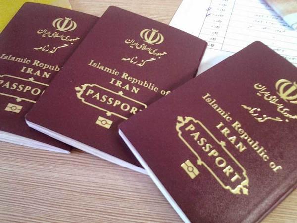ایسنا: پاسپورت علی دایی و همایون شجریان به آن ها بازگردانده شد