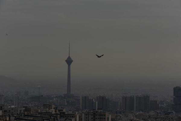 آخرین شرایط آلودگی هوای تهران در یازدهمین روز زمستان ، آسمانی که سیاه است
